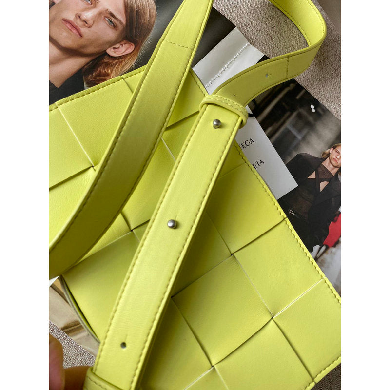 Bottega Veneta Bag Dupe 2108SF0253