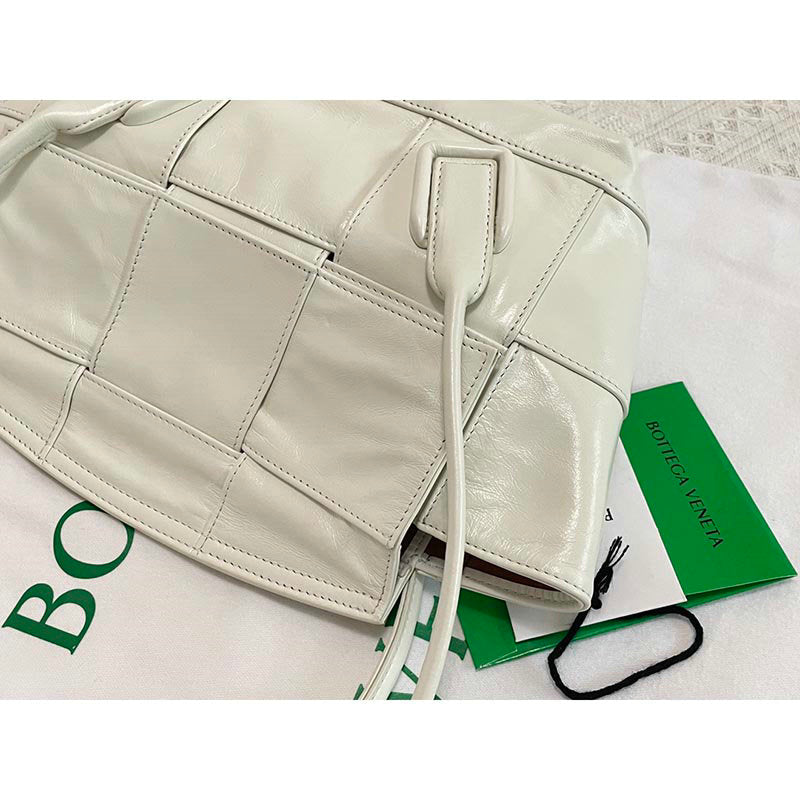 Bottega Veneta Dupe Bag 2108SF0087