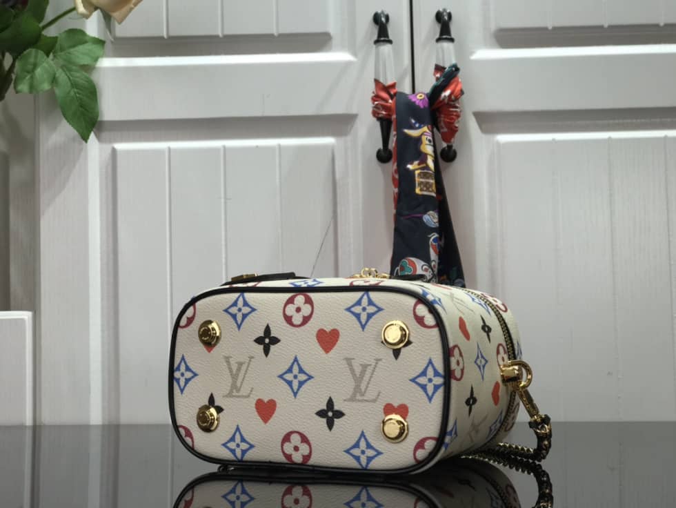Louis Vuitton Game On Vanity PM M57482 Replica