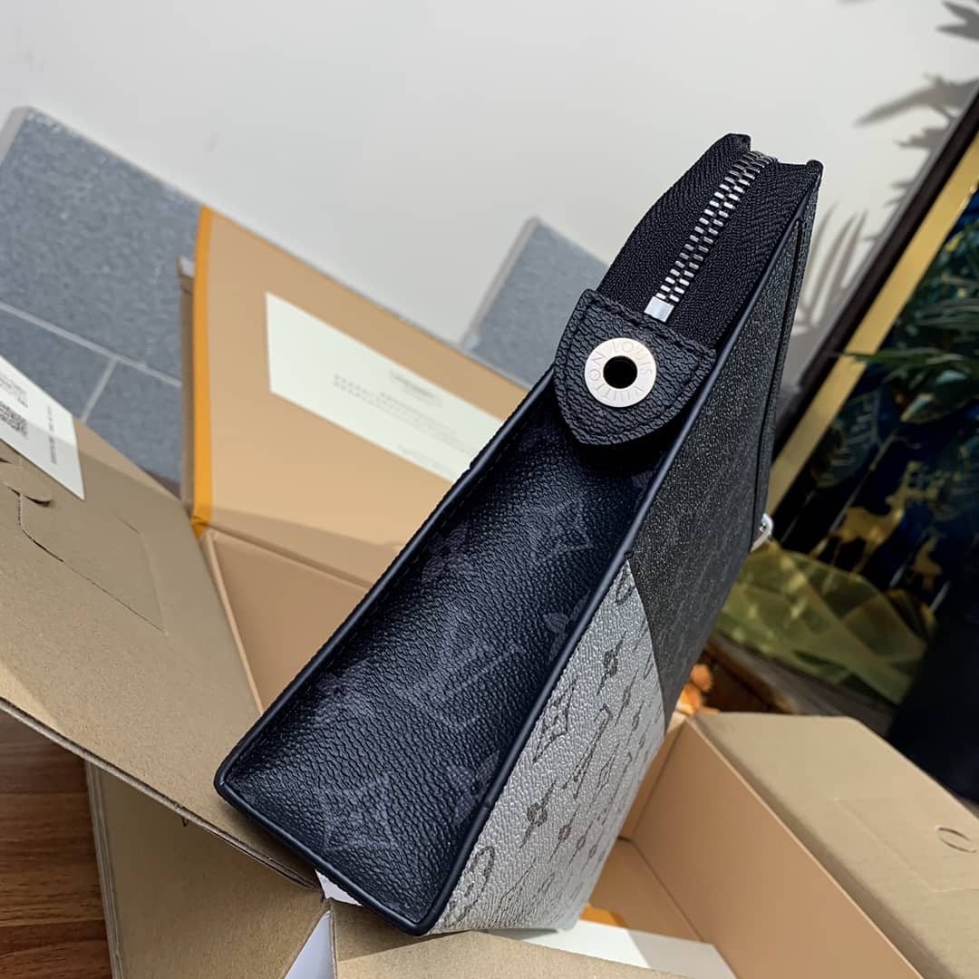 Louis Vuitton Voyage MM Monogram Replica Pochette Black Gray M63039