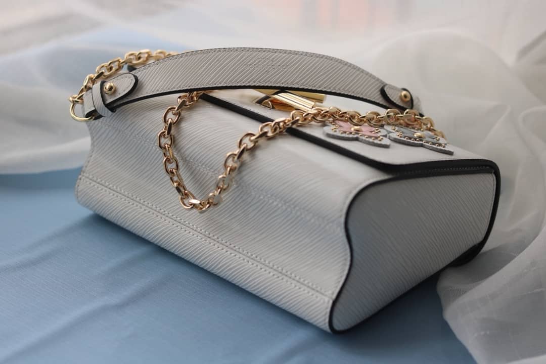 Louis Vuitton Twist Epi Handbag Replica