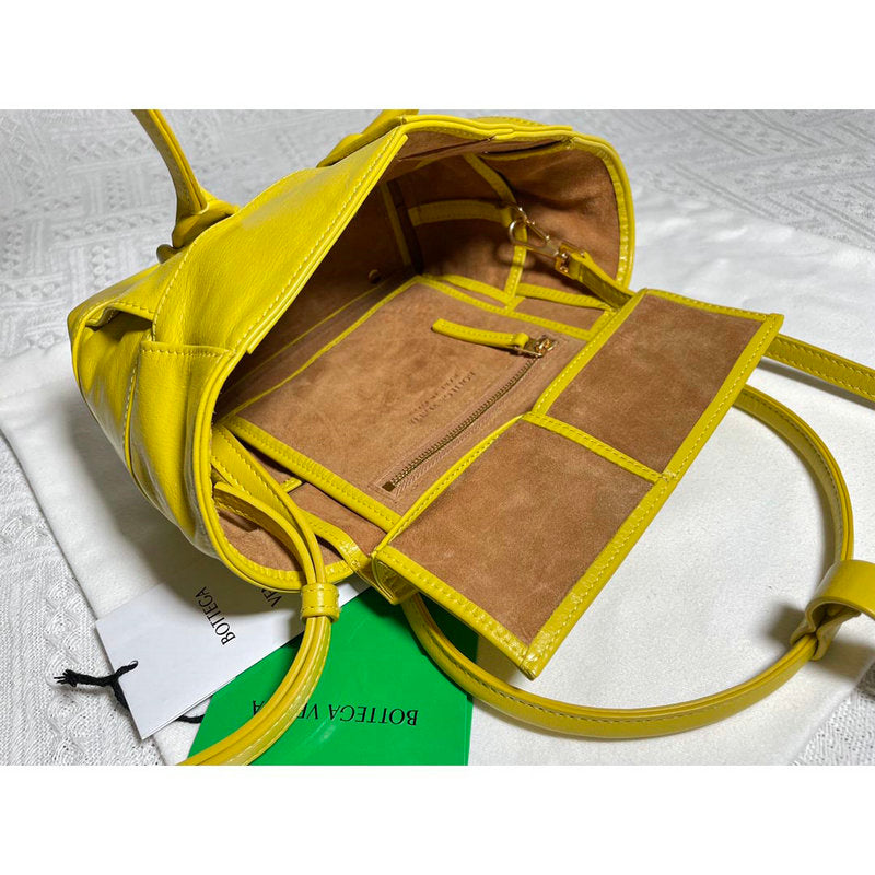 Bottega Veneta Bag Dupe 2108SF0256