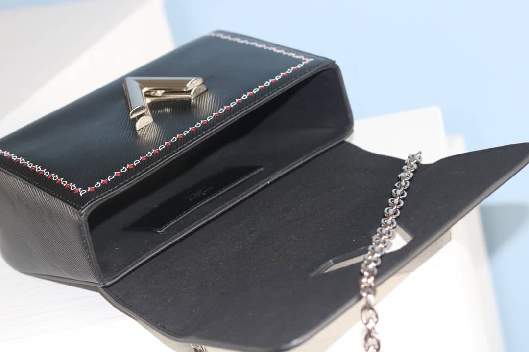 Louis Vuitton Twist Epi Handbag Replica Black M50320