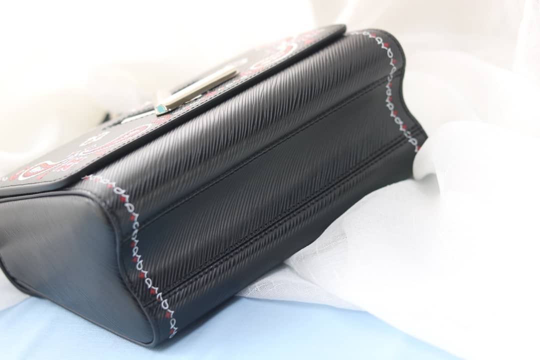 Louis Vuitton Twist Epi Handbag Replica Black M50320