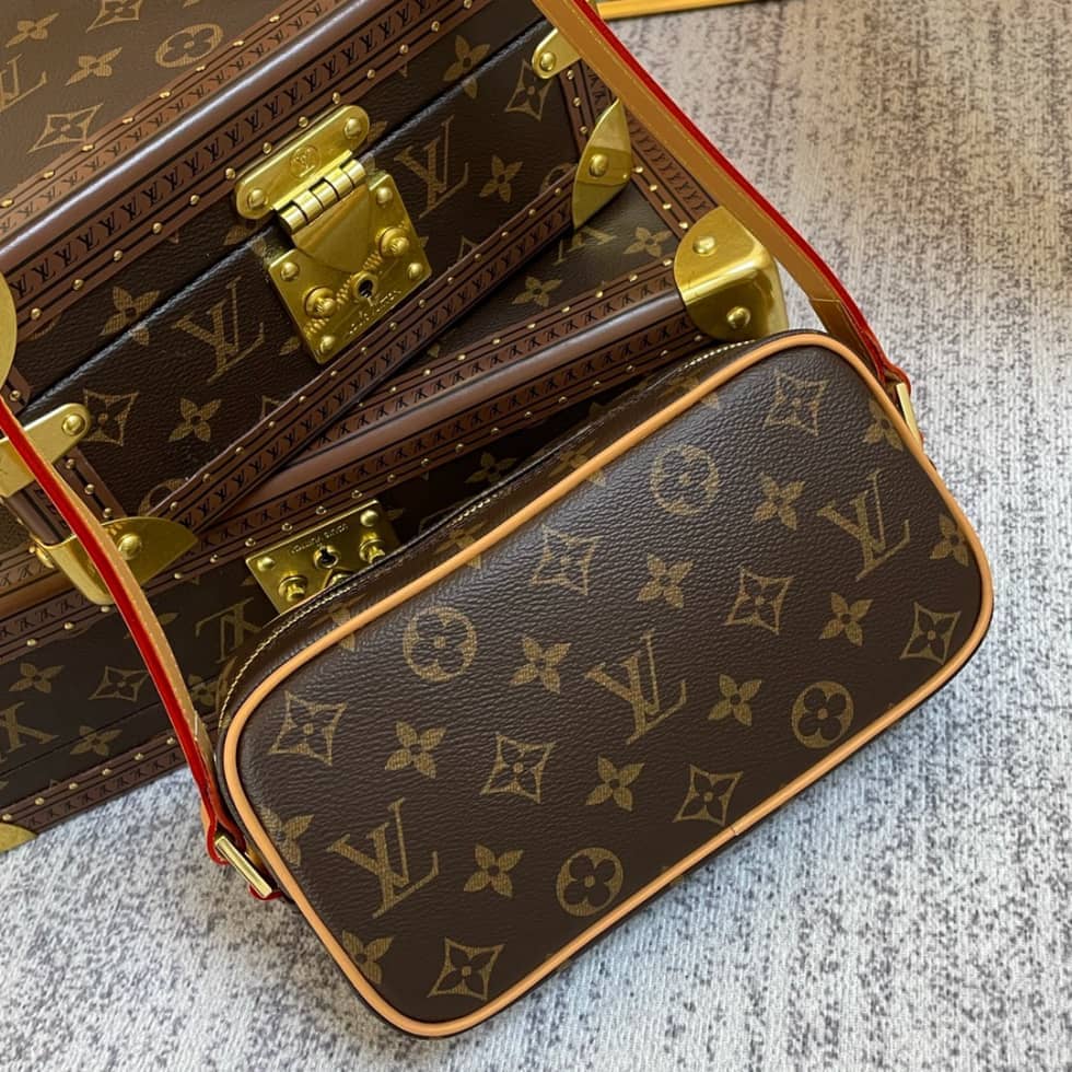 Louis Vuitton Pochette Cite M51183 Replica Shoulder Bag