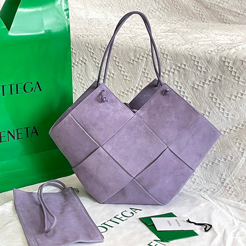 Bottega Veneta Bag Dupe 2108SF0157