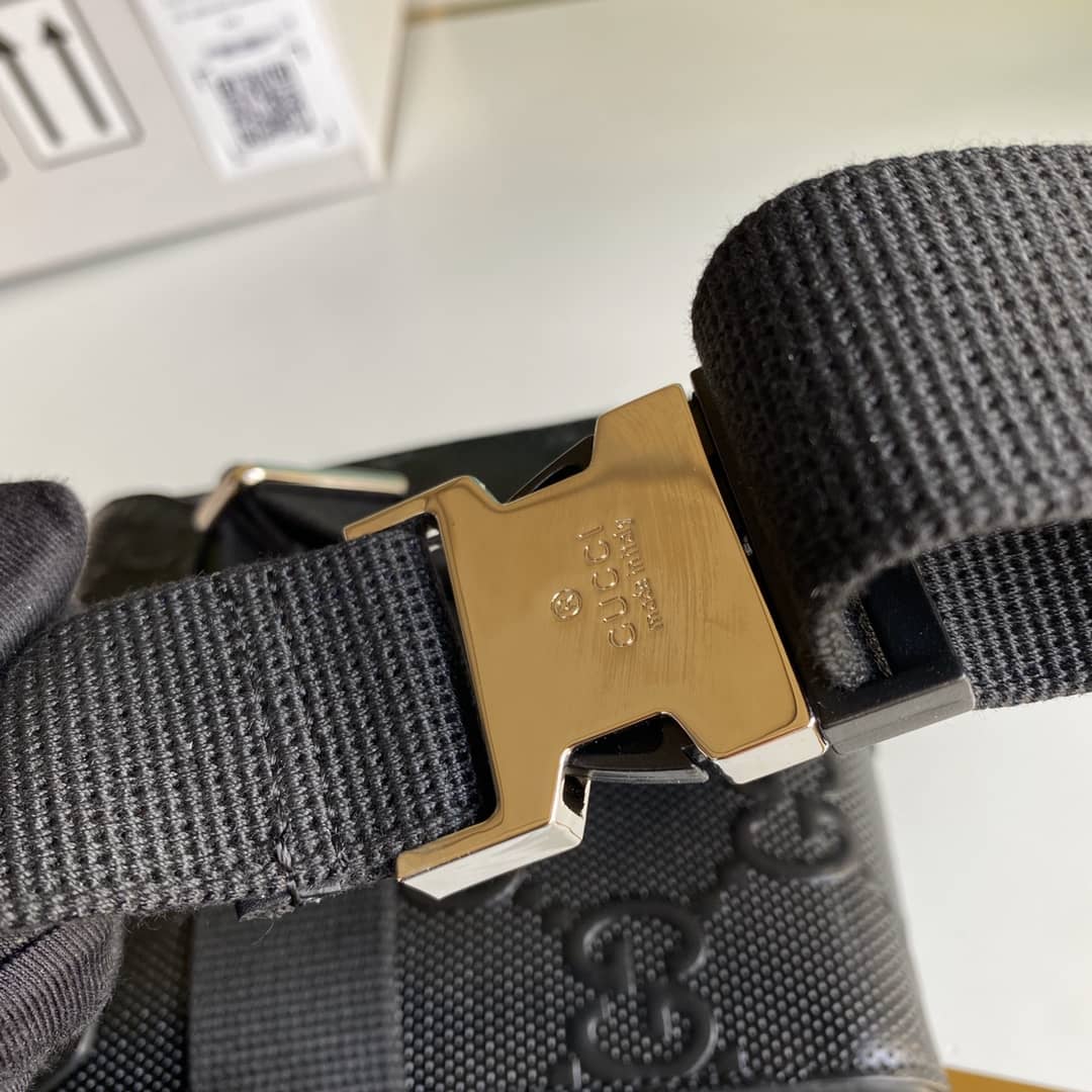Gucci GG Emboss Waist Body Bag Replica 631339