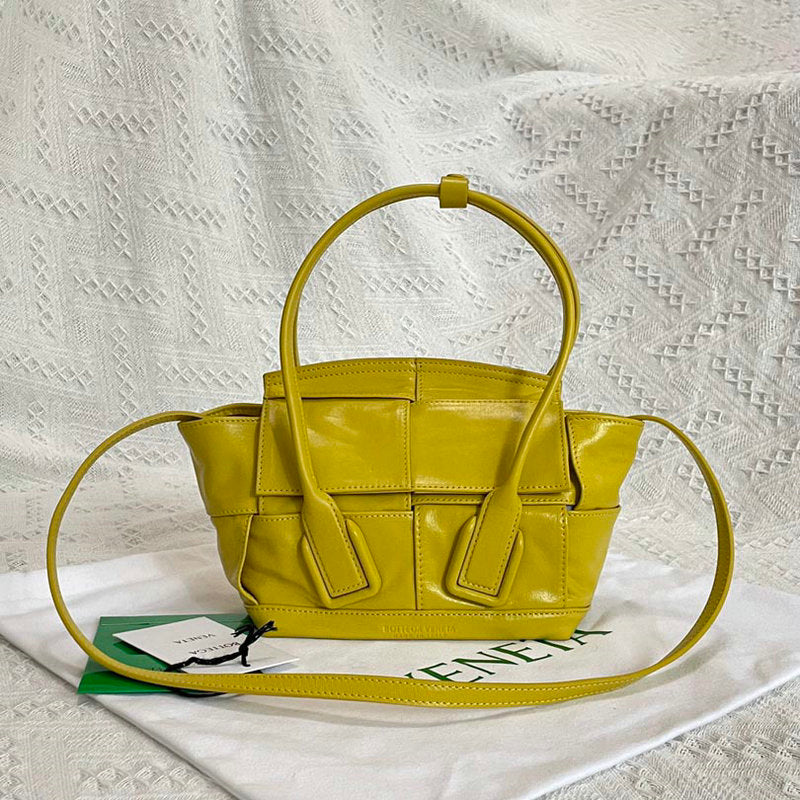 Bottega Veneta Bag Dupe 2108SF0256