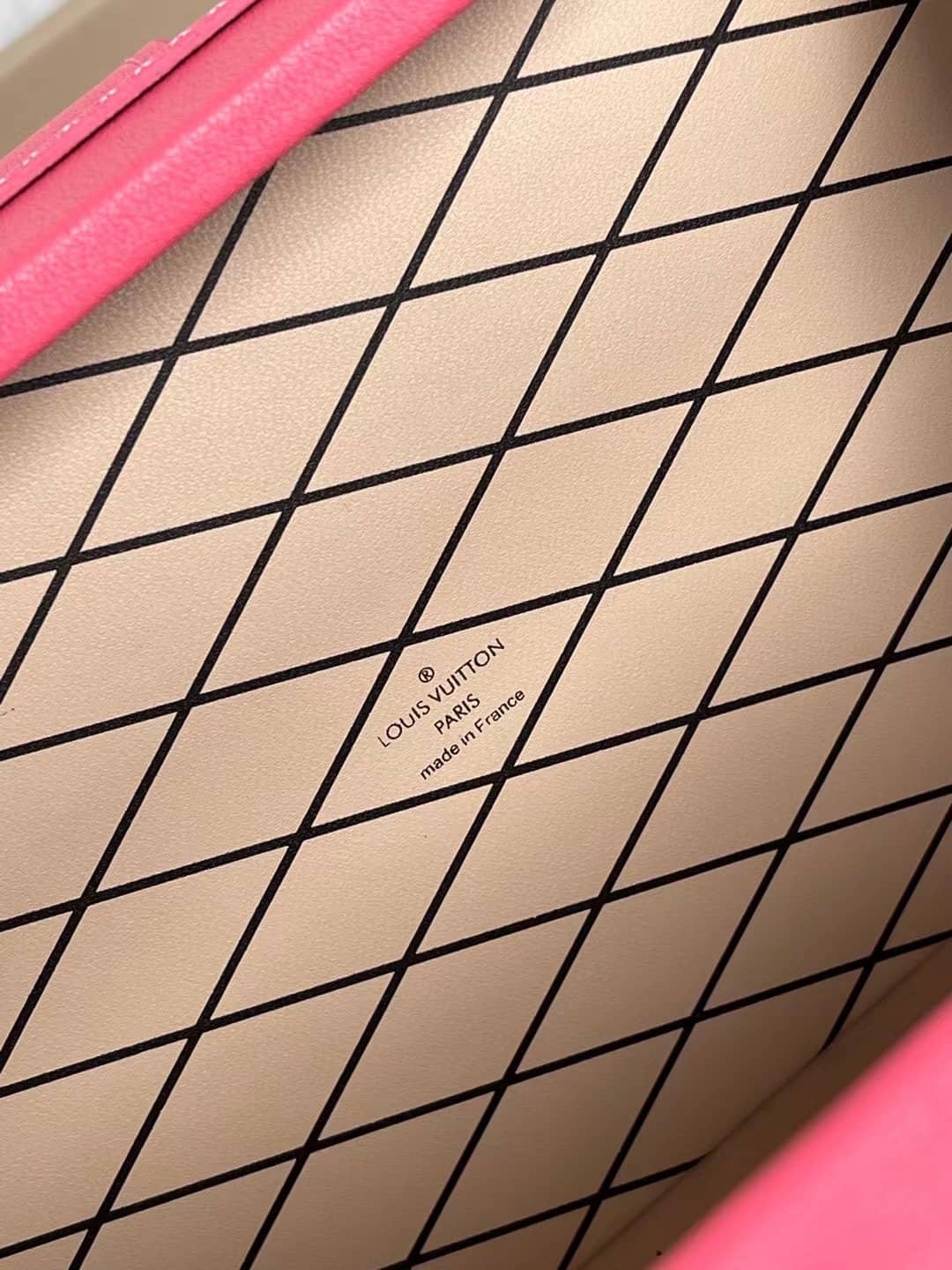 Louis Vuitton Petite Malle M20745 Replica Shoulder Bag