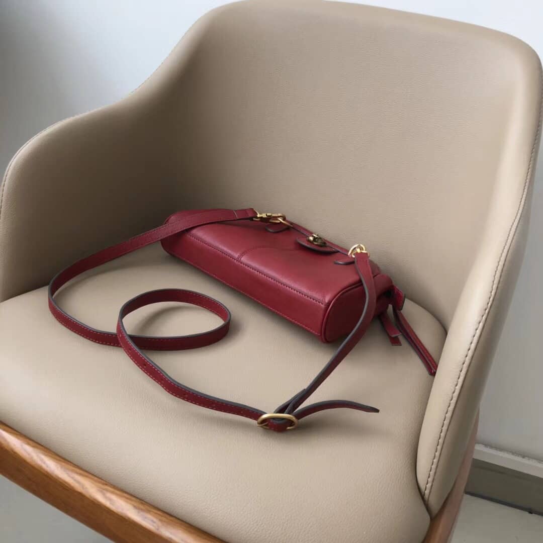 Gucci Belle Marmont Feline Small Crossbody Bag Replica Red 524620