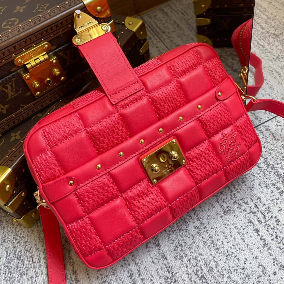 Louis Vuitton Troca MM Red M59111 Replica Camera Bag