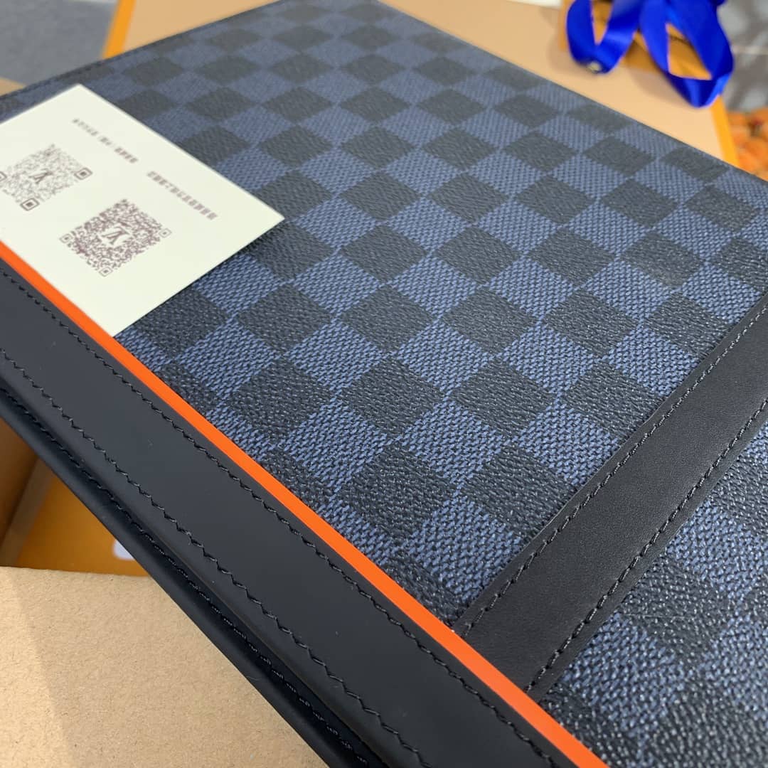 Best Replica Louis Vuitton Replica Pochette MM Voyage Bag N60241(ColaReps)