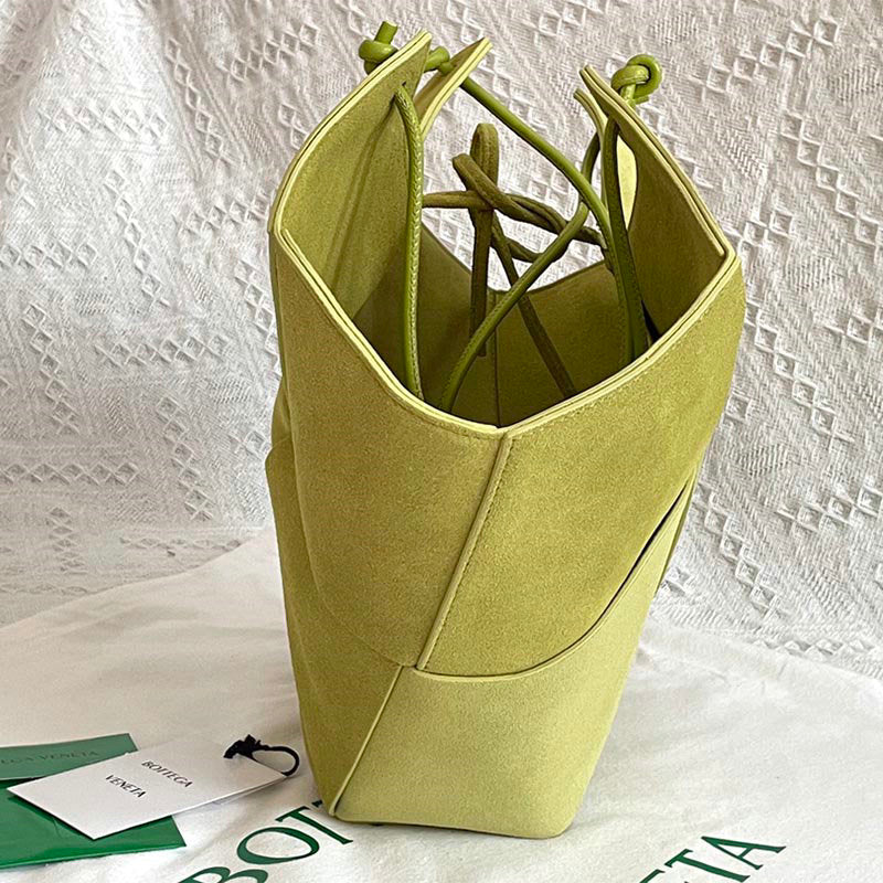 Bottega Veneta Bag Dupe 2108SF0156