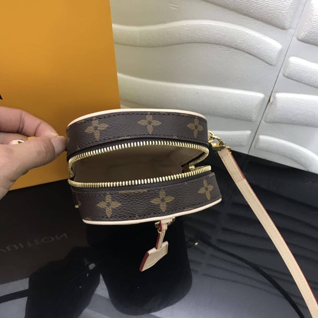 Louis Vuitton Neokapi Vertical Pouch Replica Brown N60360