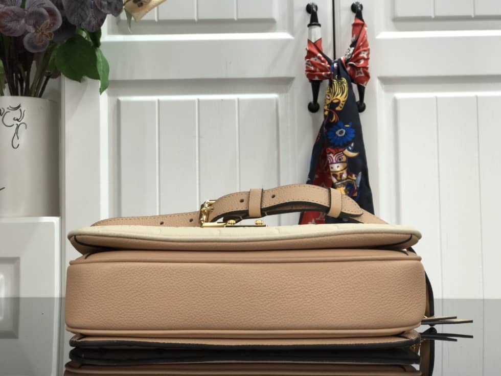 Best Replica Louis Vuitton Pochette Metis Marine Leather M44071 Replica Shoulder Bag(ColaReps)