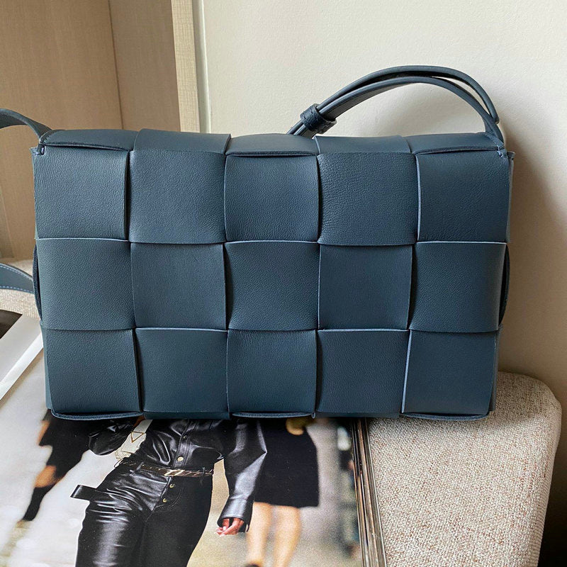 Bottega Veneta Bag Dupe 2108SF0226