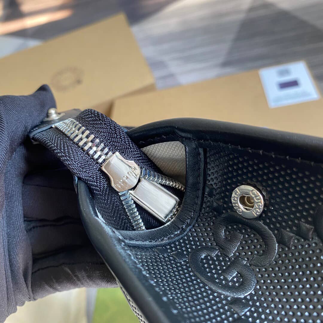 Gucci GG Leather Embossed Cosmetic Case Replica Black 625568