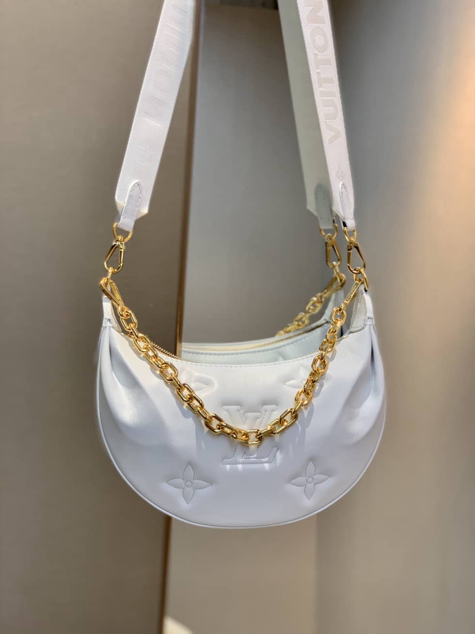 Louis Vuitton Over The Moon Bubblegram White M59959 Replica Hobo