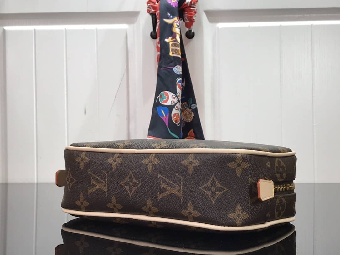 Louis Vuitton Toiletry Trousse Damier Pouch PM Replica N47522