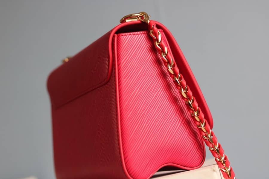 Louis Vuitton Twist MM Chain Leather Replica Bag Red M50282