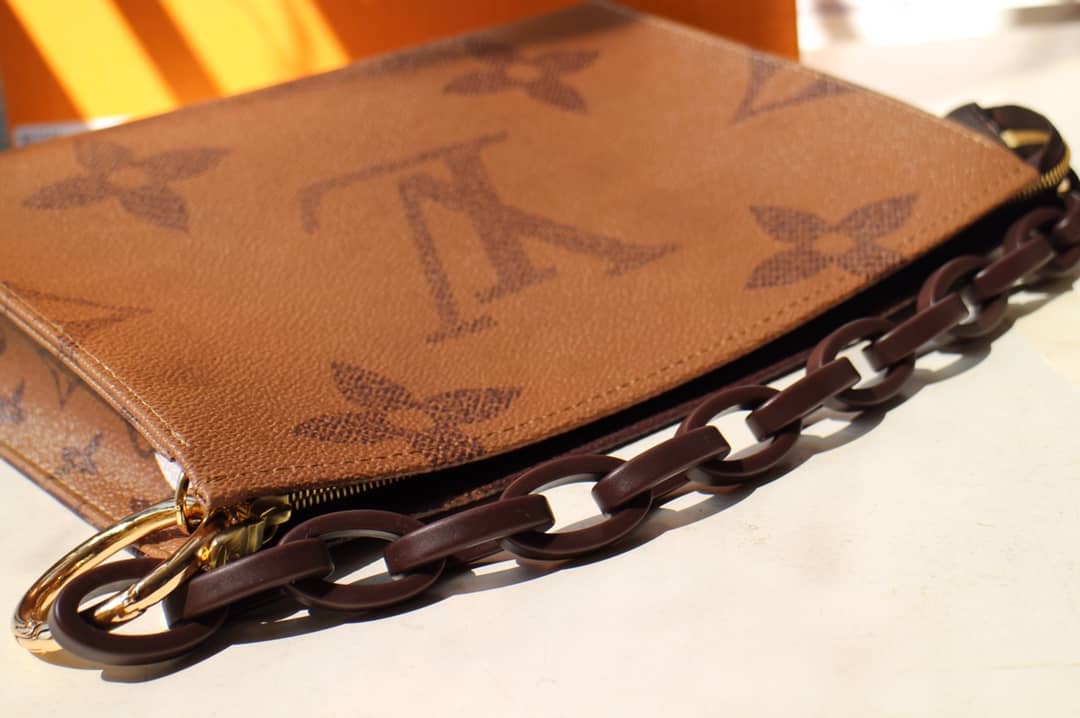 Louis Vuitton Monogram Giant Toilet Pouch Crossbody Bag Replica M67692