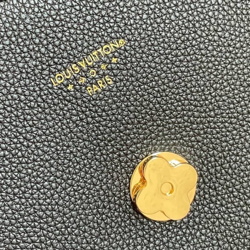 Louis Vuitton Pont 9 Soft MM Grained Calfskin Leather Replica Bag Black M58967