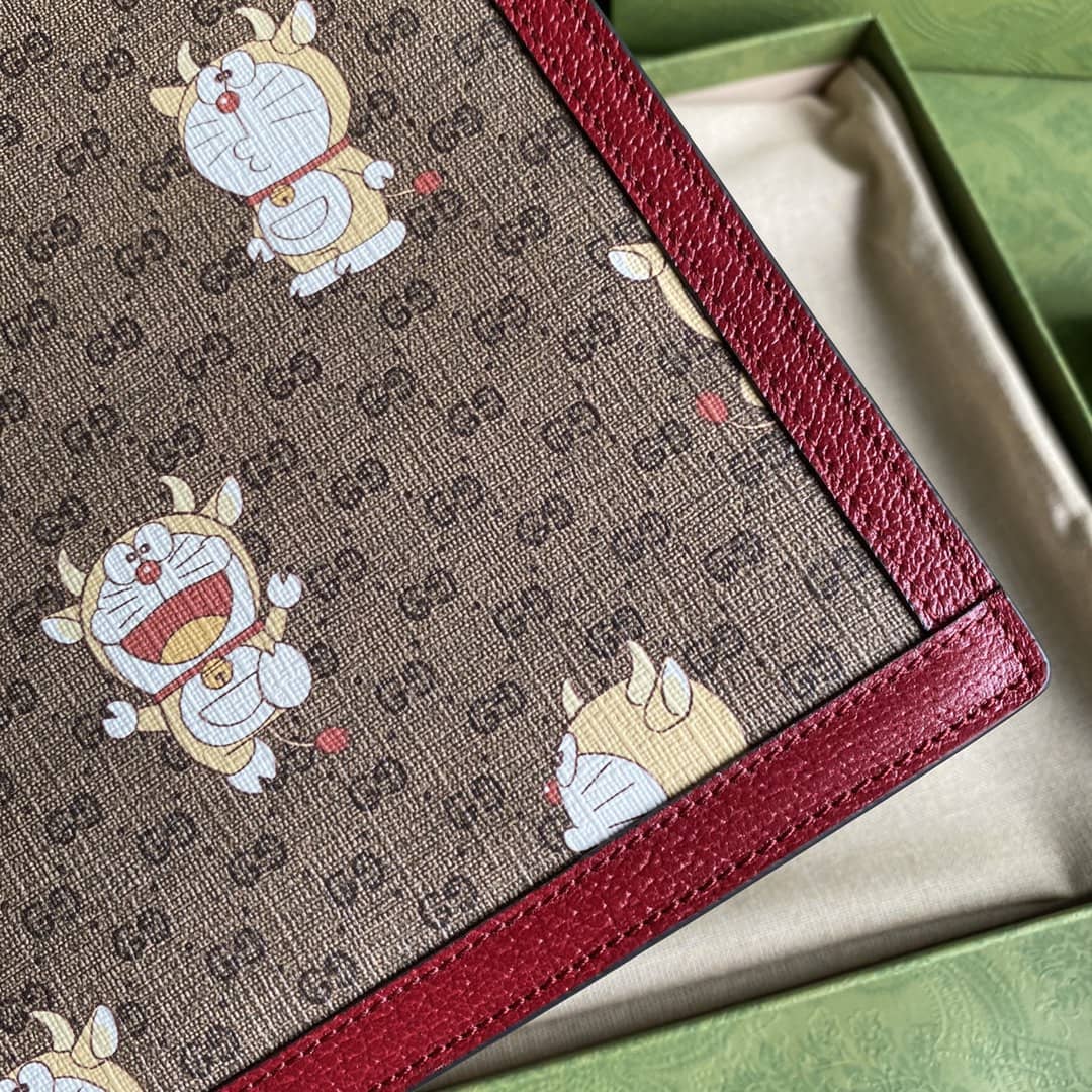 Gucci Doraemon x Gucci Pouch Clutch Replica 647804