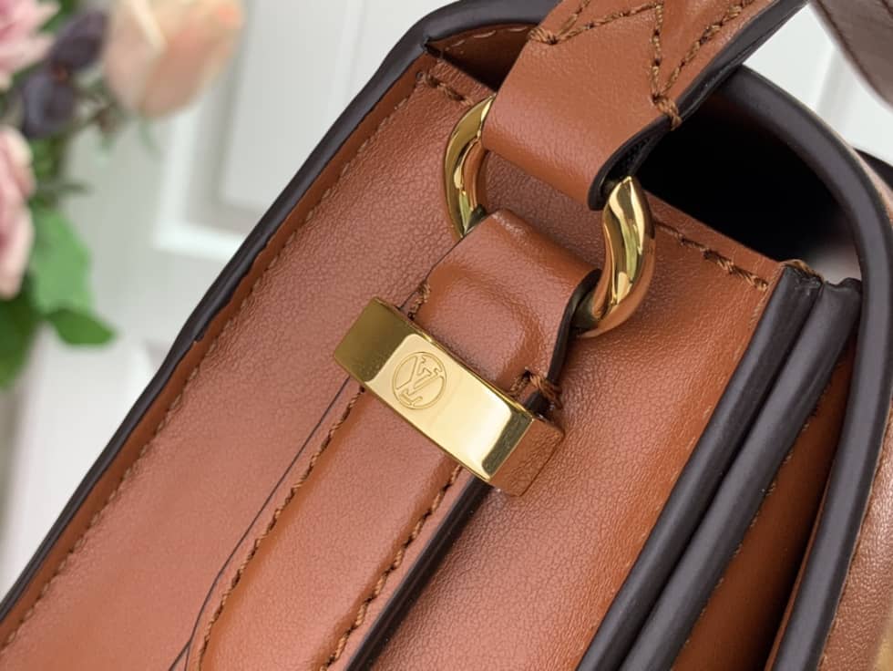 Louis Vuitton Pont 9 Soft Calfskin Leather Red M55948 Replica Crossbody Bag