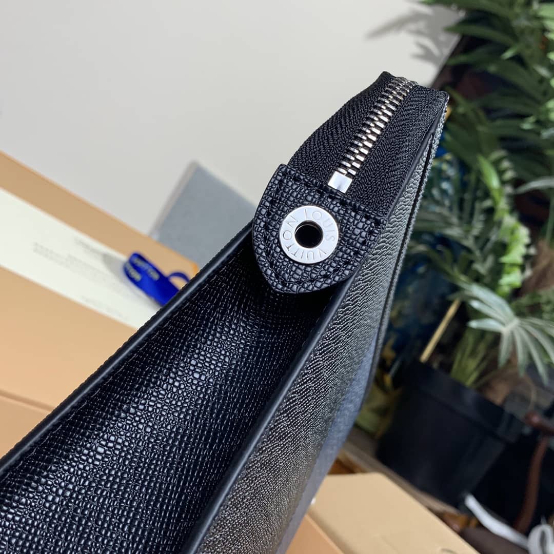 Louis Vuitton Pochette Voyage MM Taiga Leather Replica Blue Red Black M30718