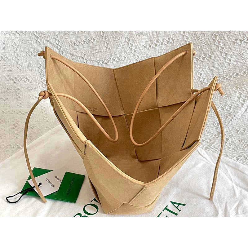 Bottega Veneta Bag Dupe 2108SF0158