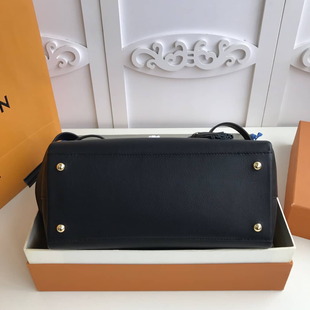 Louis Vuitton Lockmeto Leather Tote Replica Black M54569