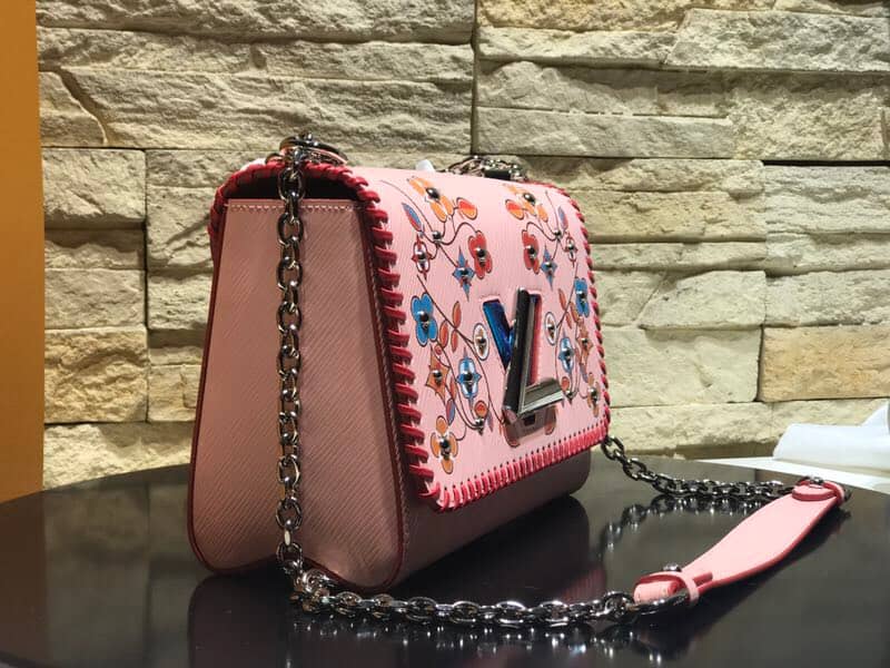 Louis Vuitton Twist MM 7 Star Fake Chain Shoulder Bag Cheap