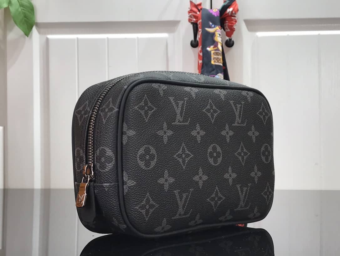 Louis Vuitton Monogram Eclipse Toiletry Pouch M483384