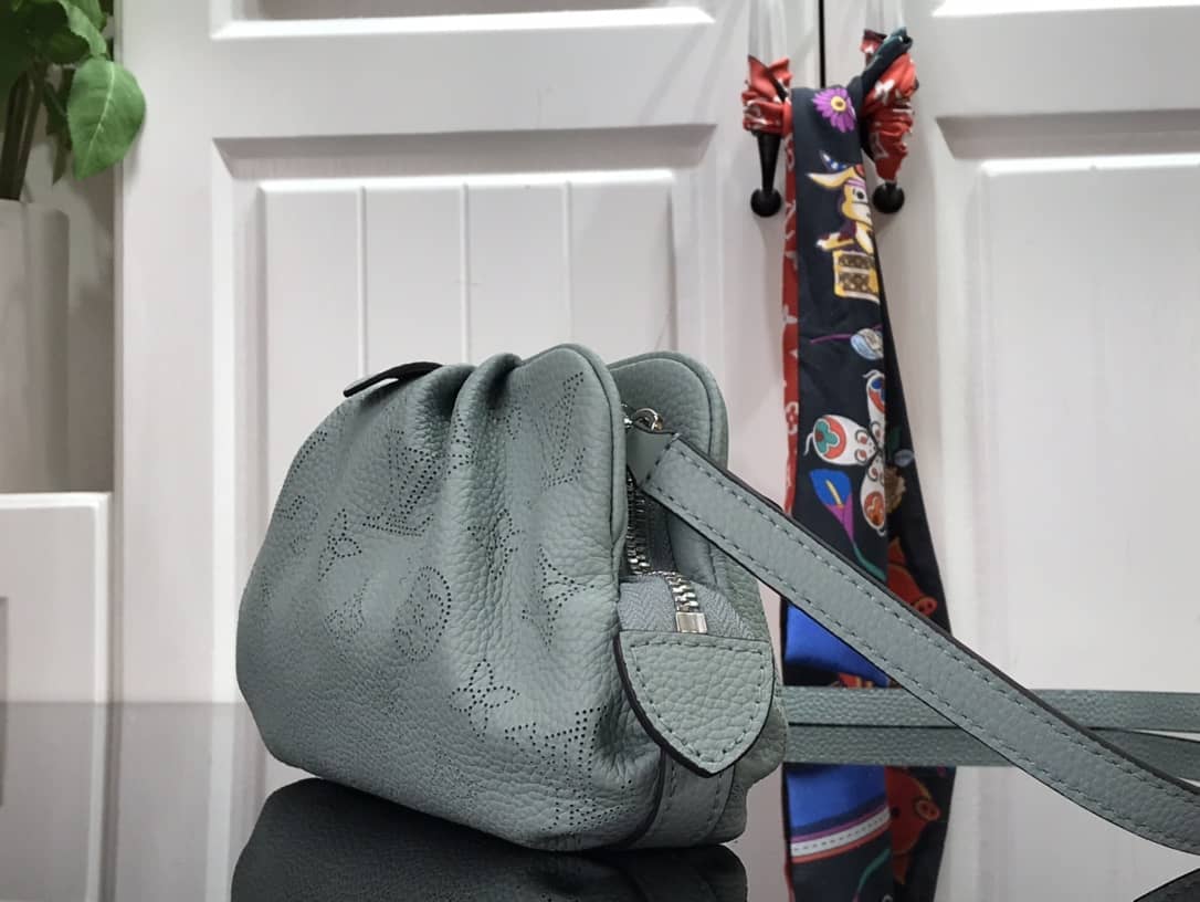 Louis Vuitton Scala Mini Replica Pouch Blue M80092