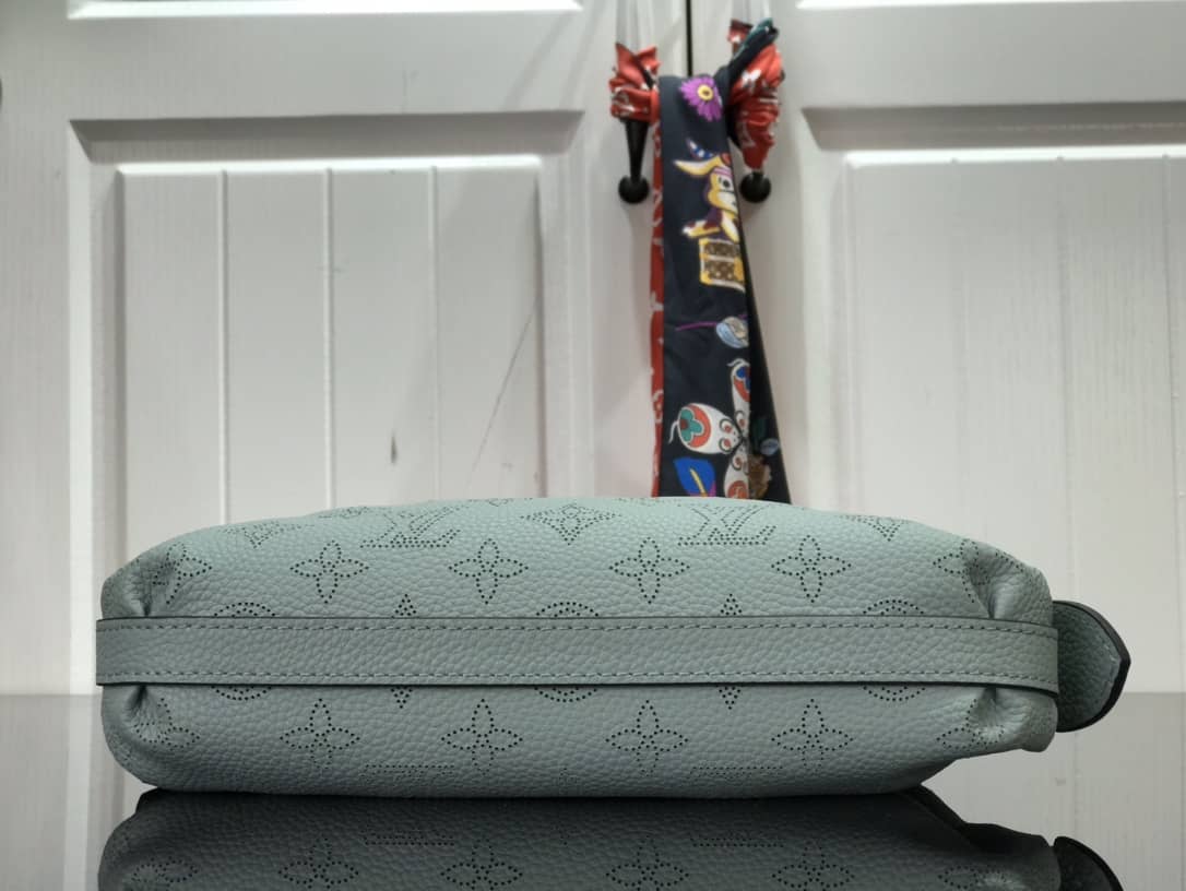 Louis Vuitton Scala Mini Replica Pouch Blue M80092