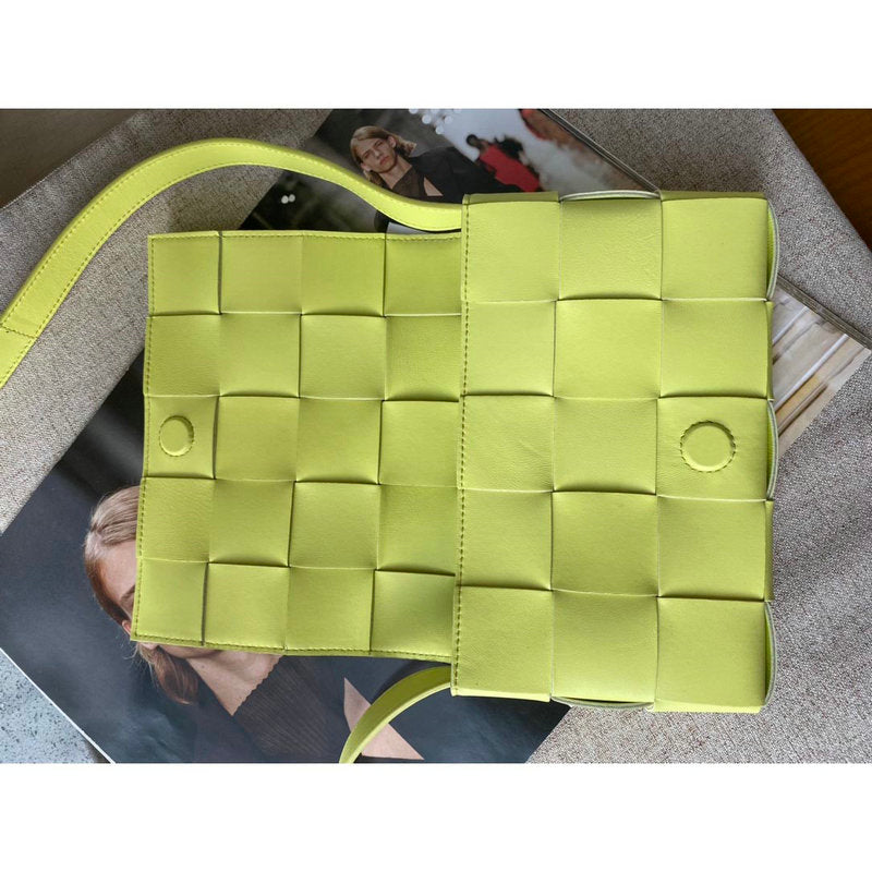 Bottega Veneta Bag Dupe 2108SF0253