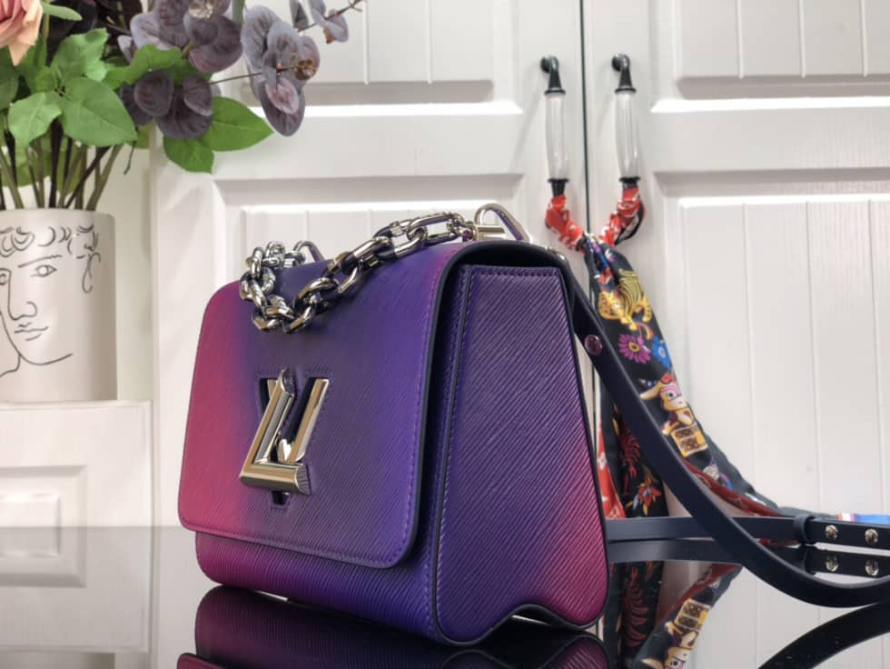 Louis Vuitton Replica Bags PM Epi Grained Cowhide Leather M59896 Replica Crossbody Bag