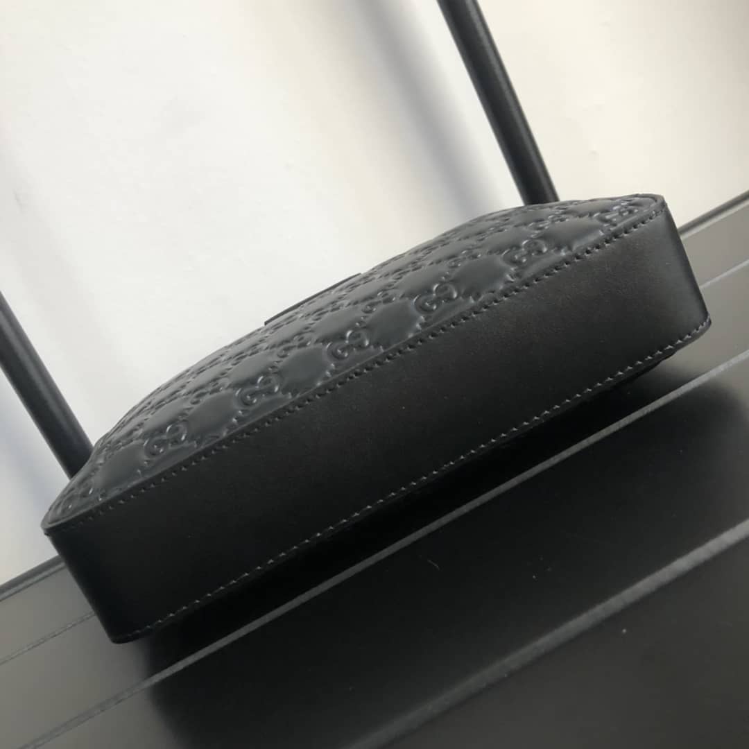 Gucci GG Supreme Wash Bag Replica Black 495562