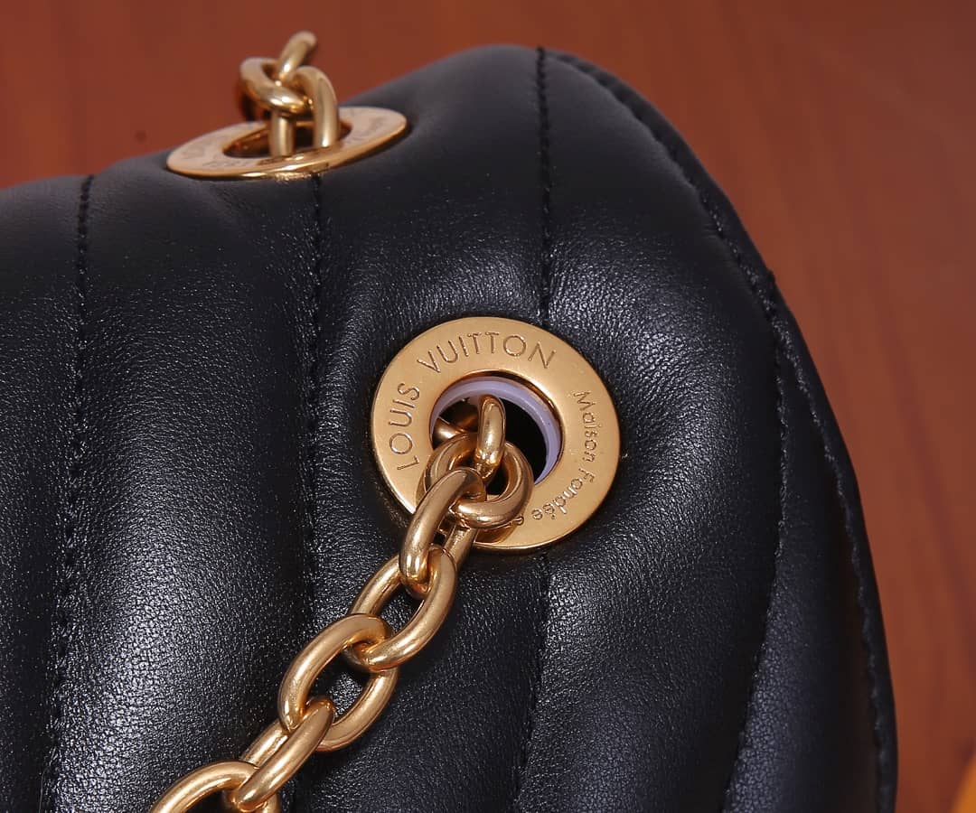 Louis Vuitton New Wave Replica Chain Bag H24 Black M58552