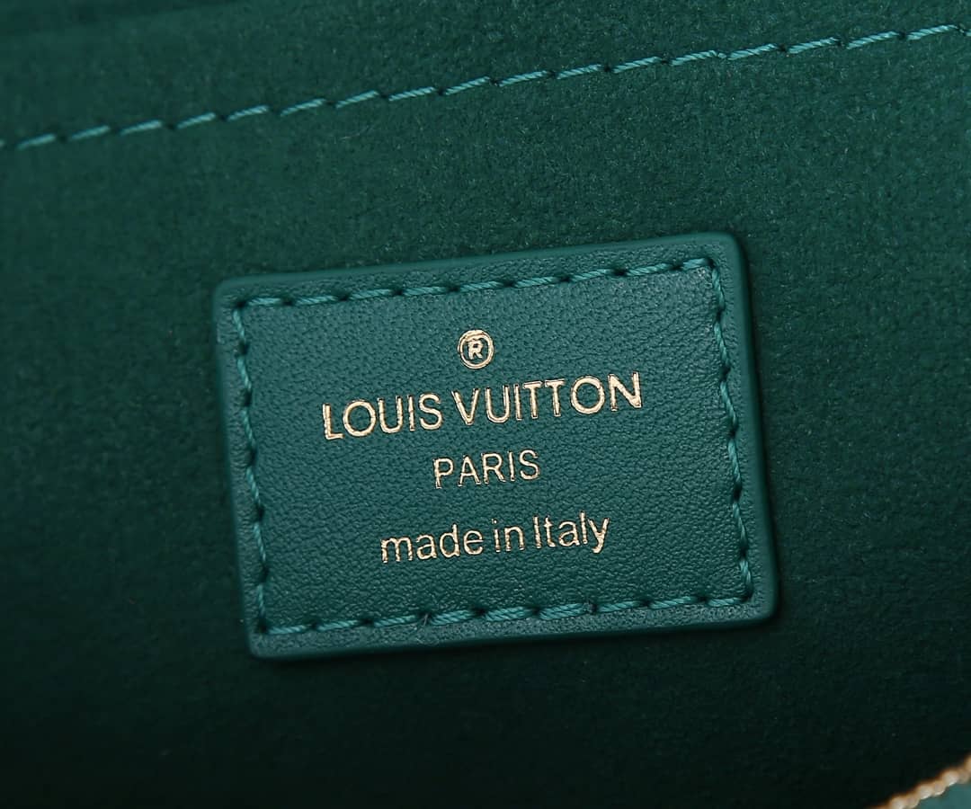 Louis Vuitton New Wave Chain Cowhide Leather Replica Shoulder Bag M58664