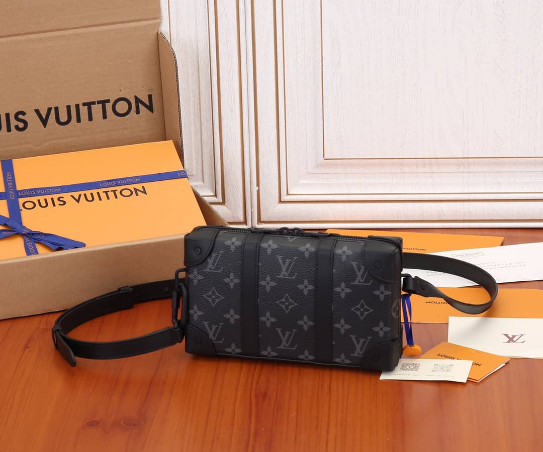 Louis Vuitton Pochette Dupe Monogram Eclipse Soft Trunk M69838