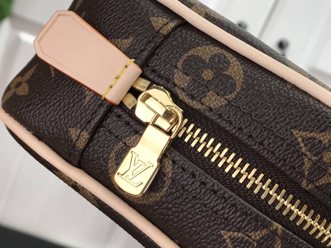 Louis Vuitton Toiletry Trousse Damier Pouch PM Replica N47522