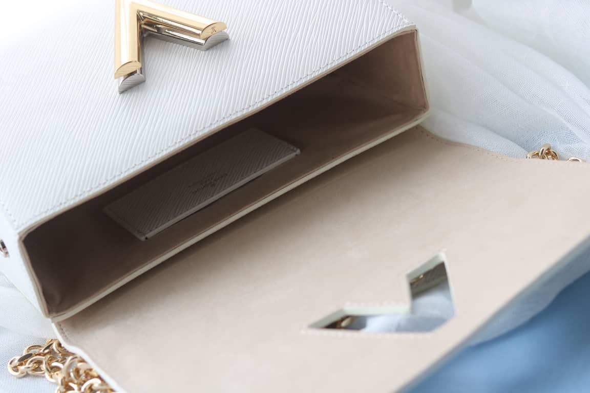 Louis Vuitton Twist Epi Handbag Replica