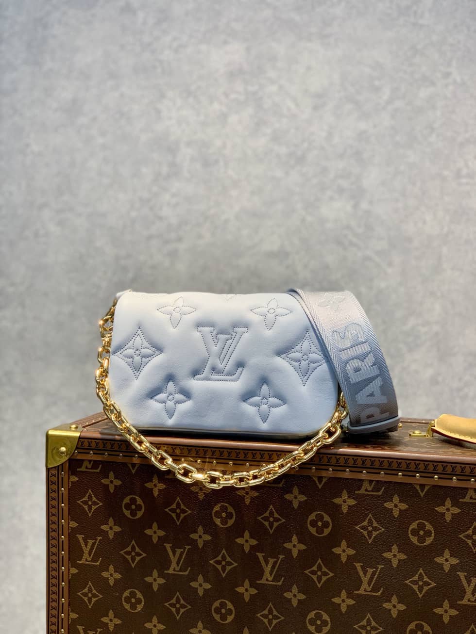 Louis Vuitton Wallet On Strap Bubblegram Blue Glacier M81399 Replica