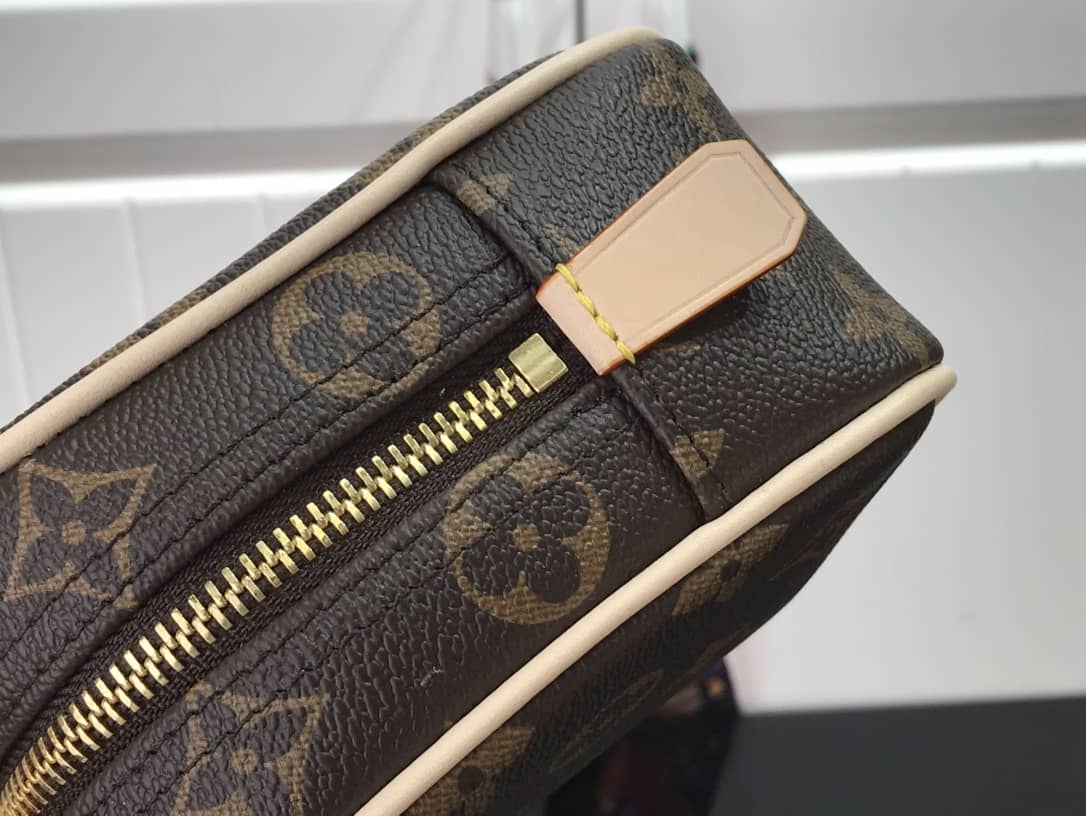 Louis Vuitton Toiletry Trousse Damier Pouch PM Replica N47522