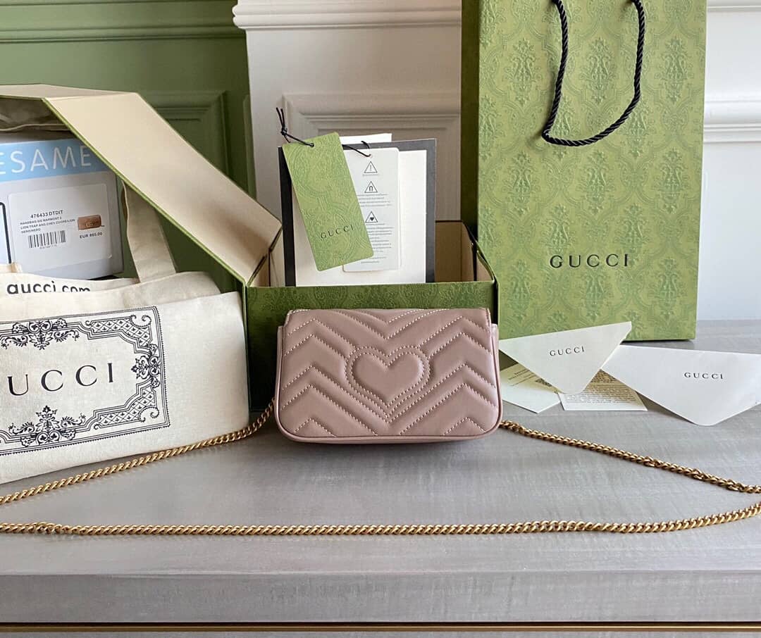 Gucci GG Marmont Matelasse Leather Mini Shoulder Bag Replica Pink 476433