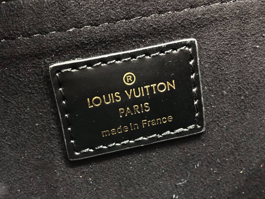 Louis Vuitton Epi Leather Padlock On Strap Replica Bag Black M80819