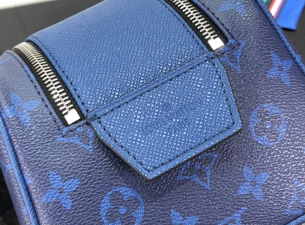 Louis Vuitton Dopp Kit Toilet Pouch Monogram Canvas M44494 Replica