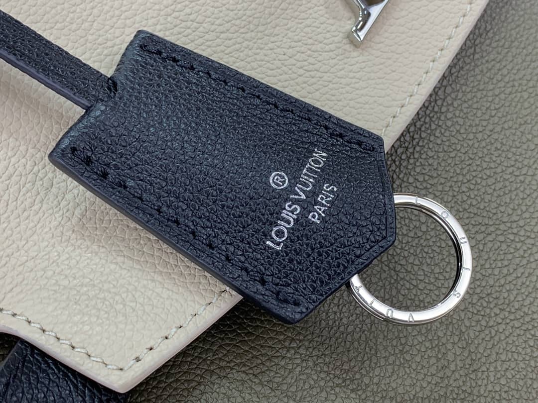 Louis Vuitton Lock Me Ever 2Way Bag Replica Green M52787