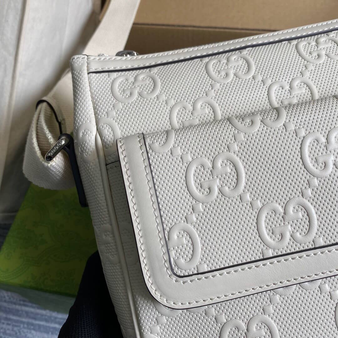 Gucci GG Embossed Messenger Bag Replica 658565